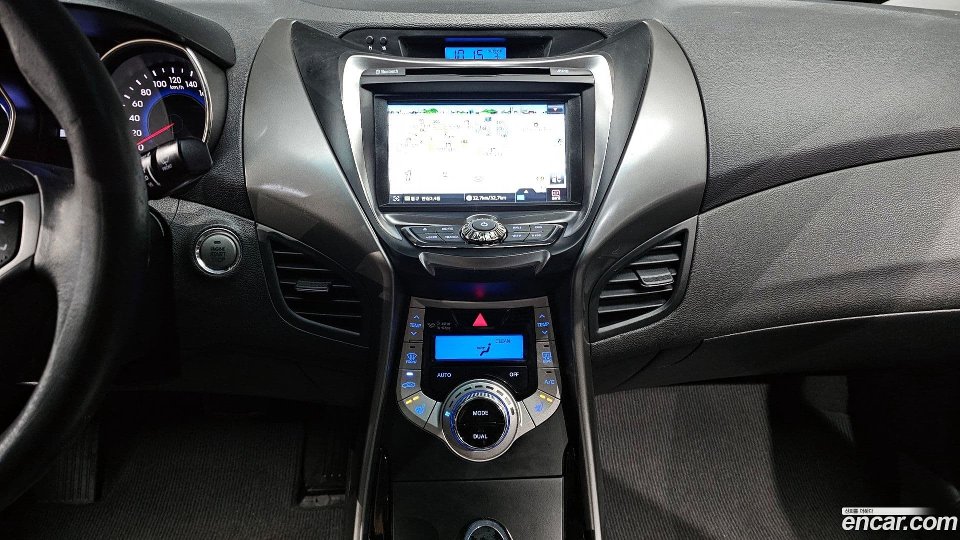 Main__Slider__Photo:AVANTE Hyundai 2012.4-14