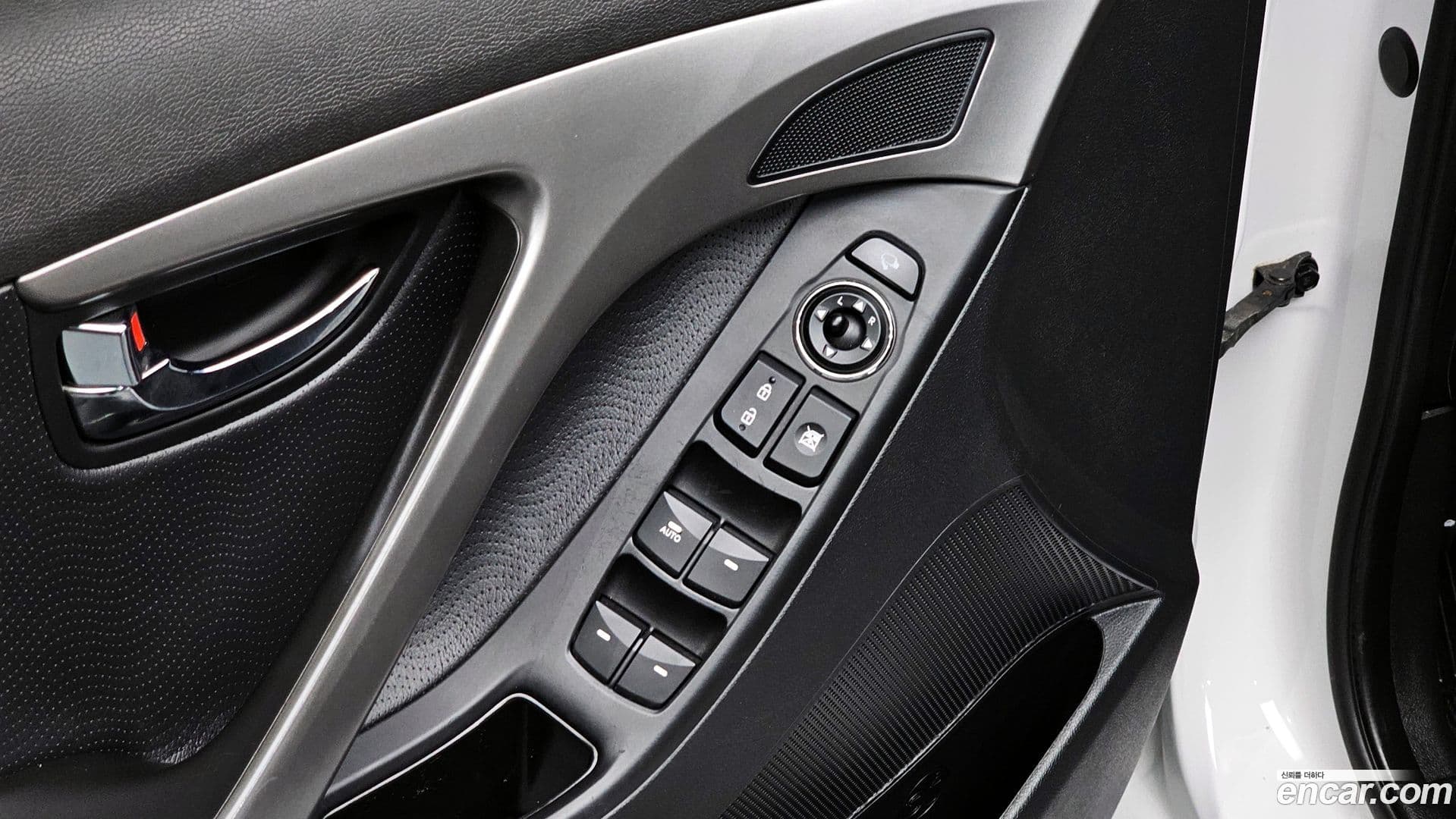 Main__Slider__Photo:AVANTE Hyundai 2012.4-17