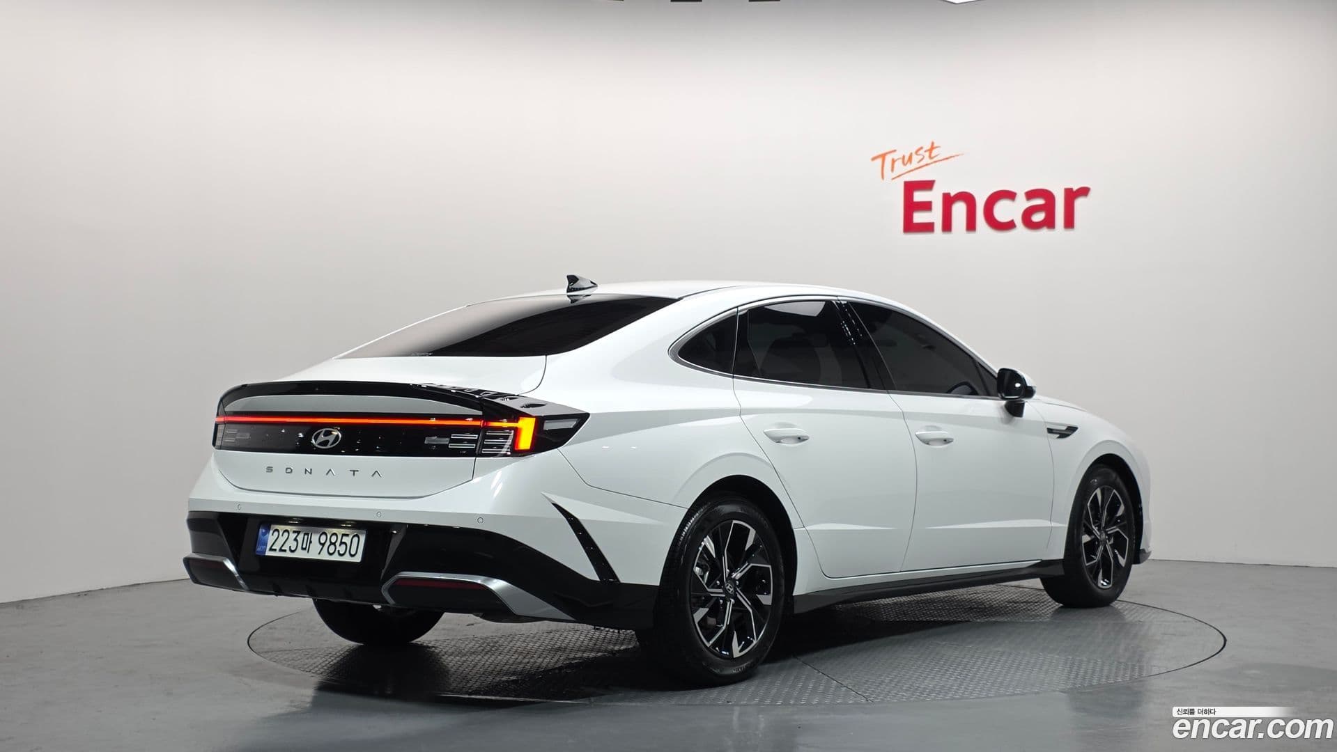 Main__Slider__Photo:Sonata Hyundai 2025.2-1