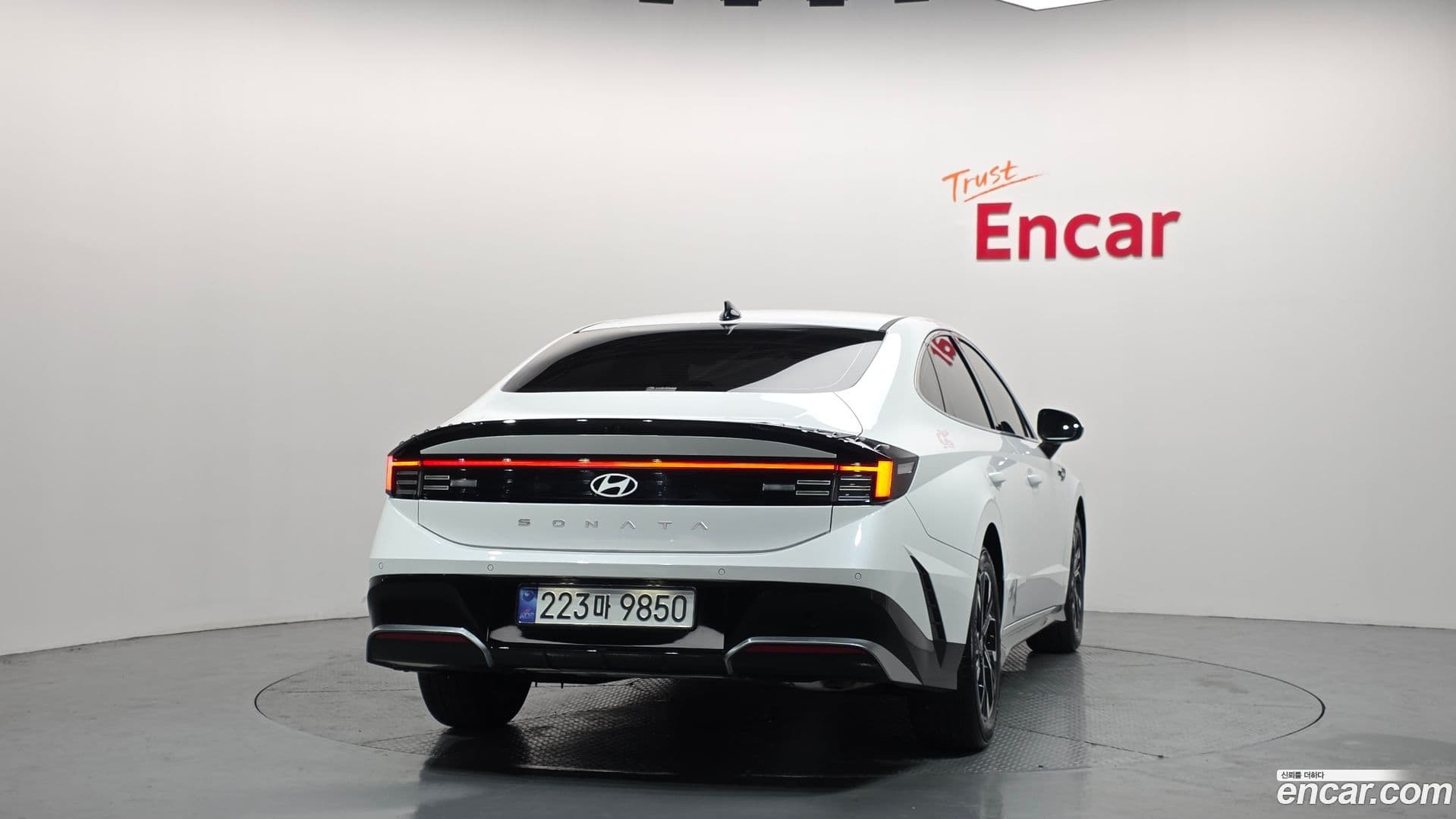 Main__Slider__Photo:Sonata Hyundai 2025.2-3