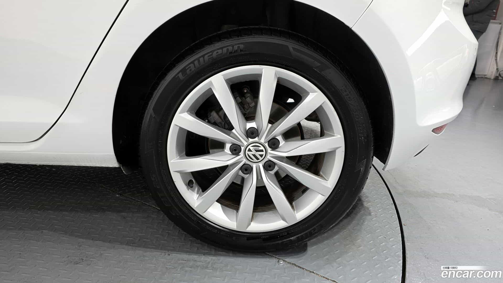 Golf Volkswagen 2013.7-OUTER-005