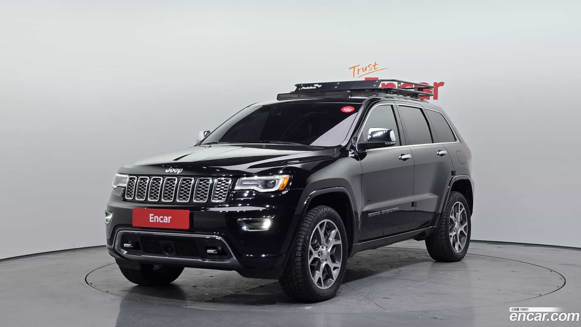 Cherokee Jeep 2019.10-OUTER-001