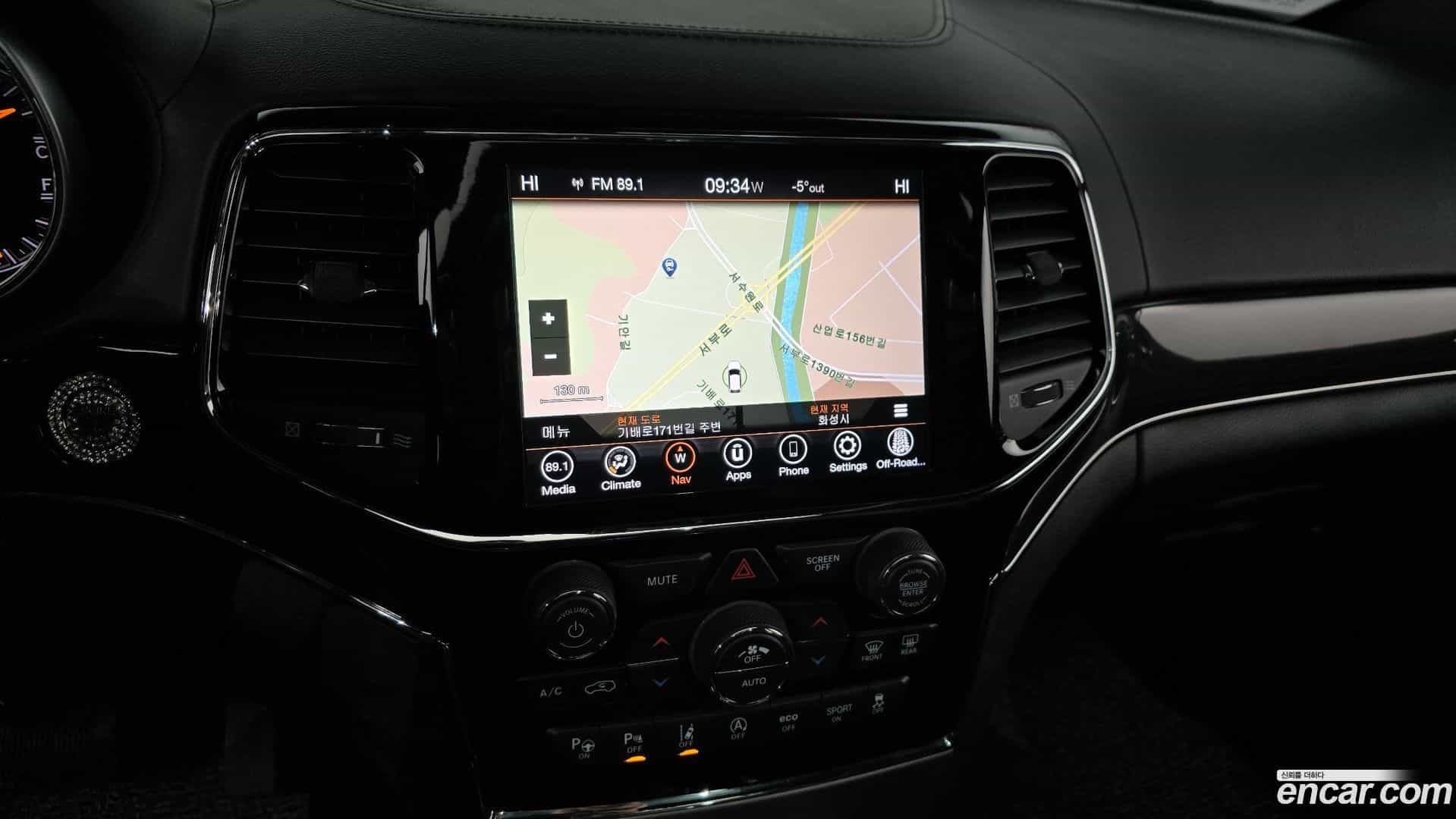 Cherokee Jeep 2019.10-OPTION-018