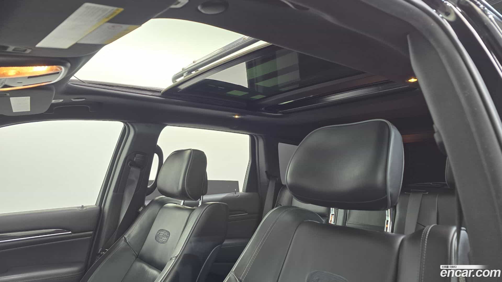 Cherokee Jeep 2019.10-OPTION-023