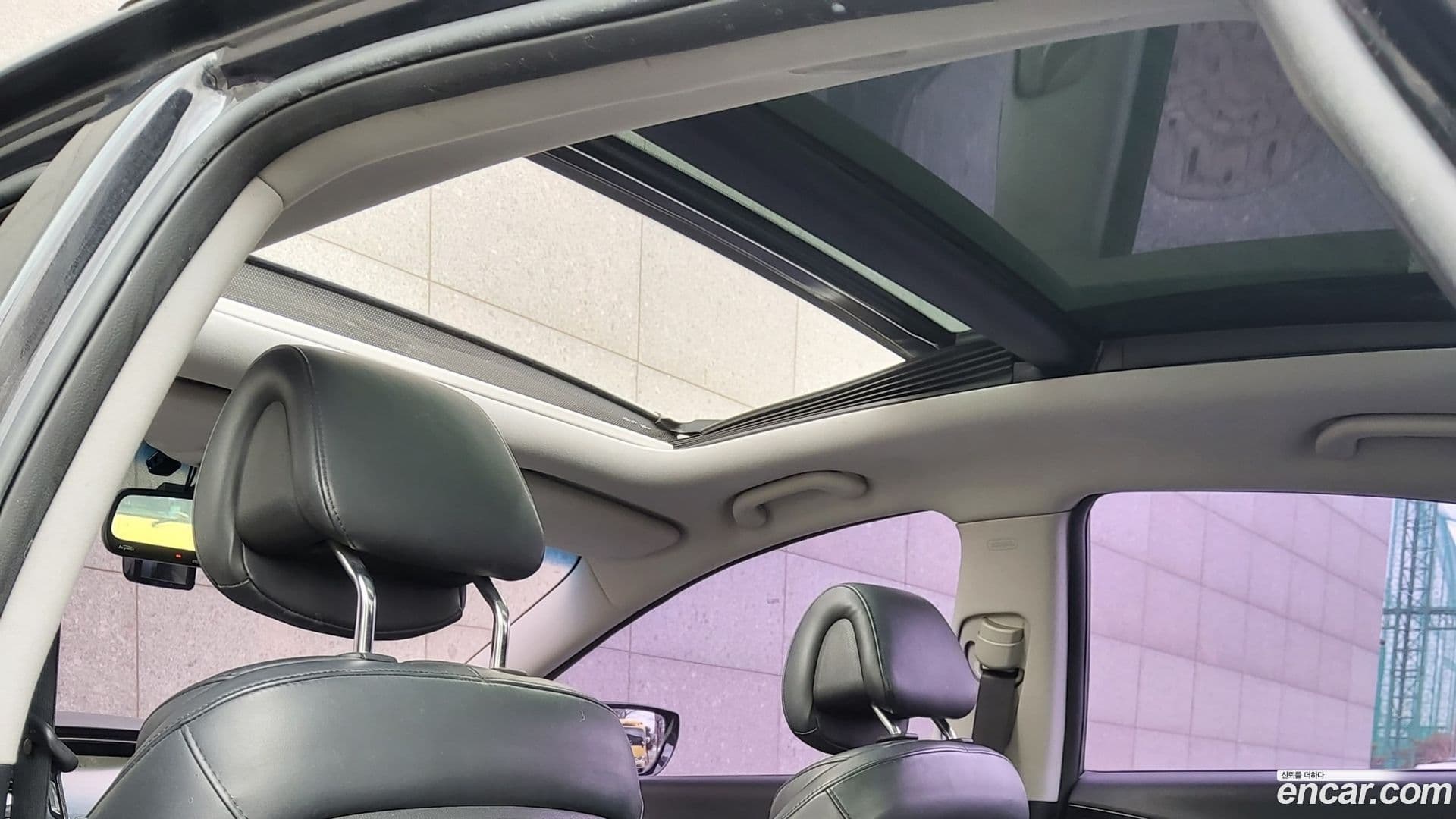 Main__Slider__Photo:Grandeur Hyundai 2011.7-7