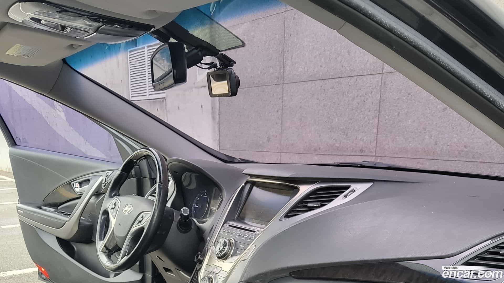 Grandeur Hyundai 2011.7-INNER-010