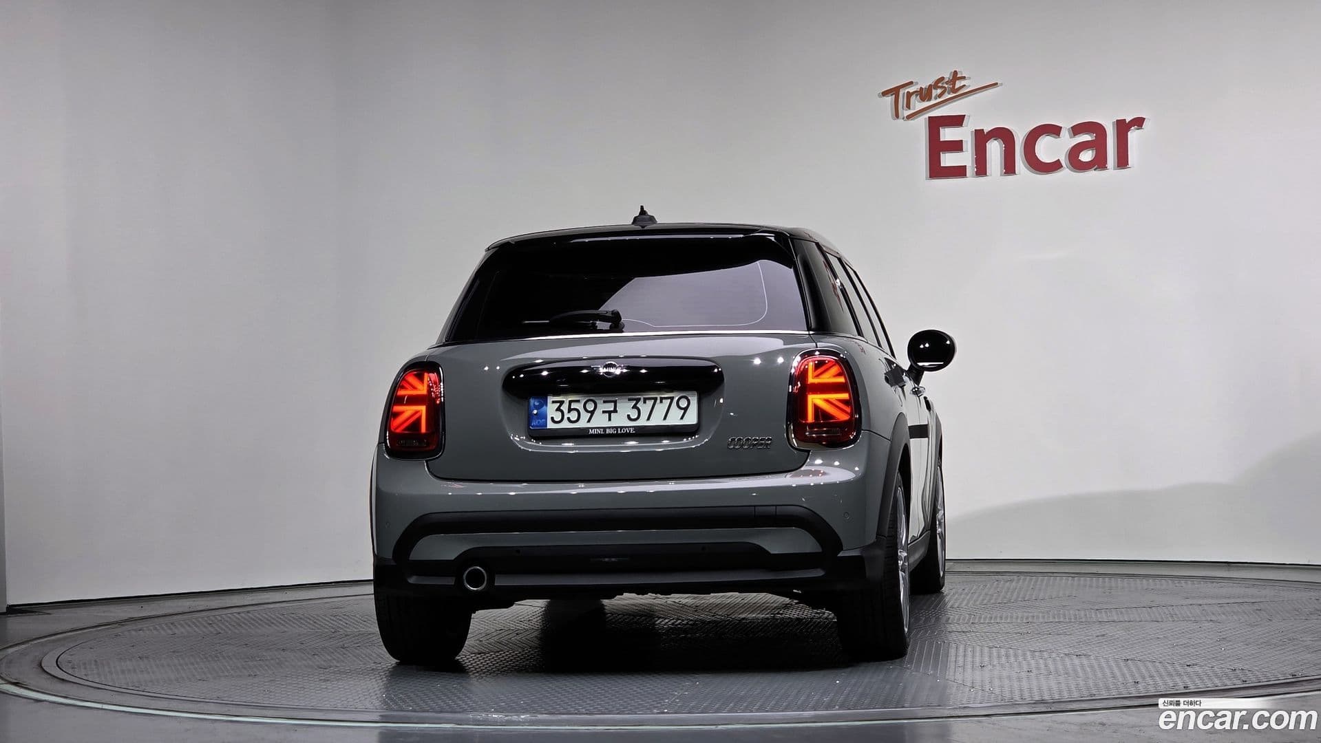 Main__Slider__Photo:Cooper Mini 2022.3-3