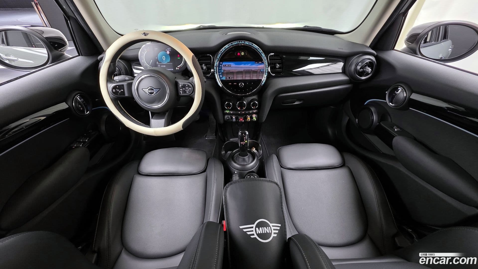 Main__Slider__Photo:Cooper Mini 2022.3-6