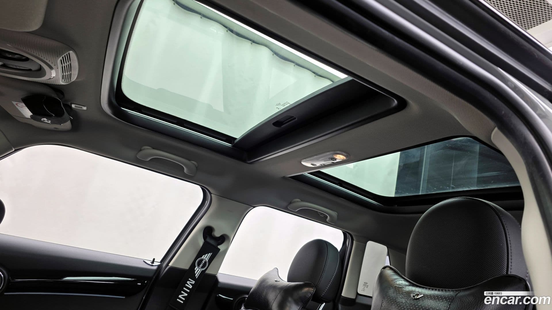 Main__Slider__Photo:Cooper Mini 2022.3-17