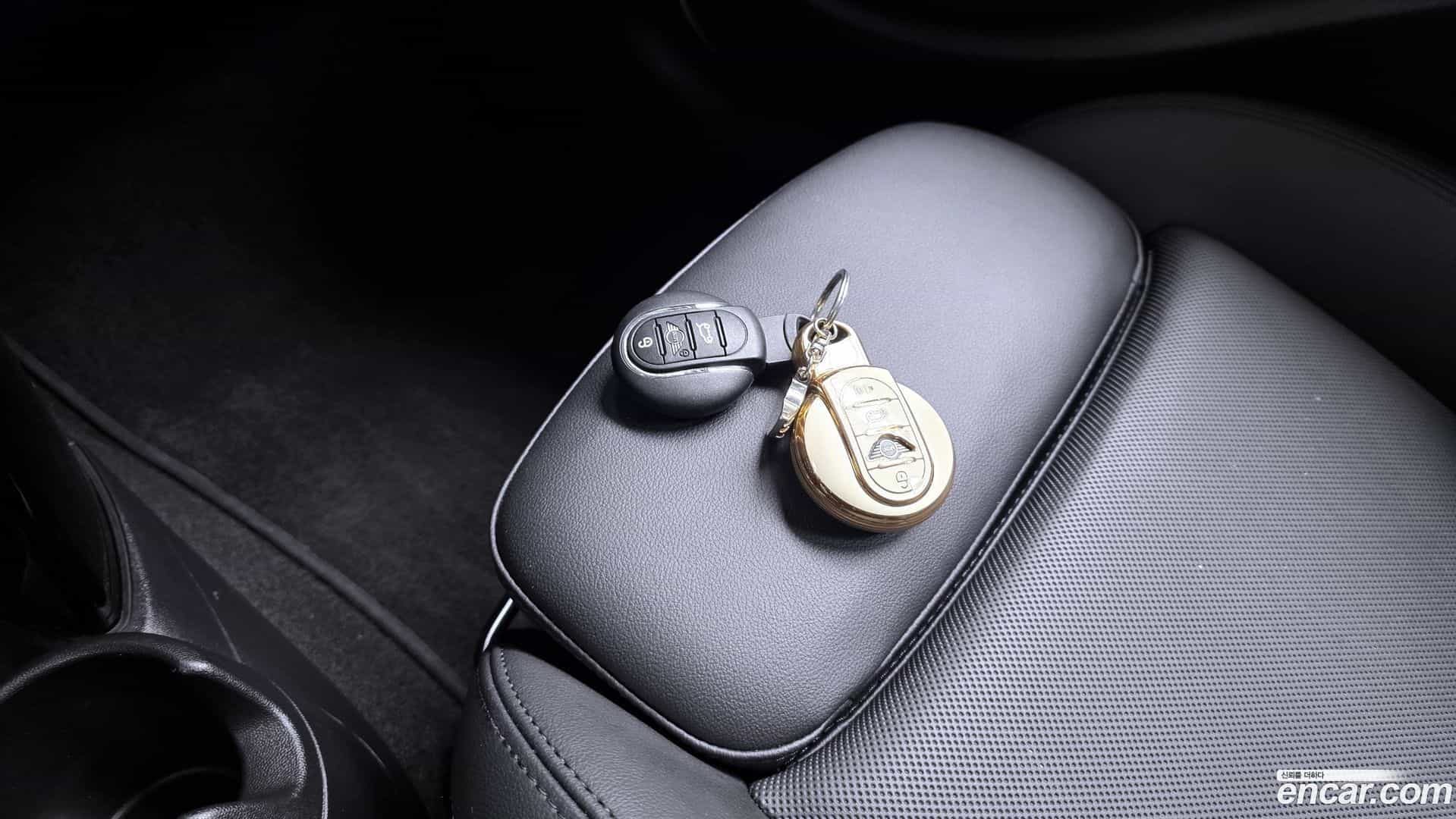 Cooper Mini 2022.3-OPTION-023