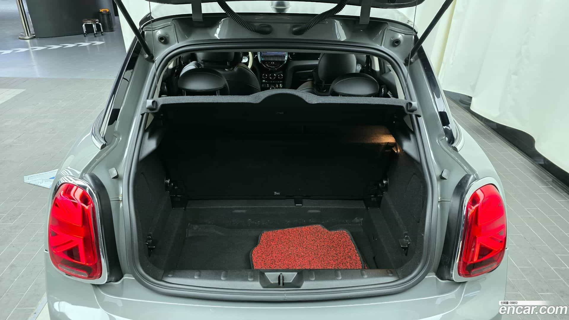 Cooper Mini 2022.3-OPTION-024