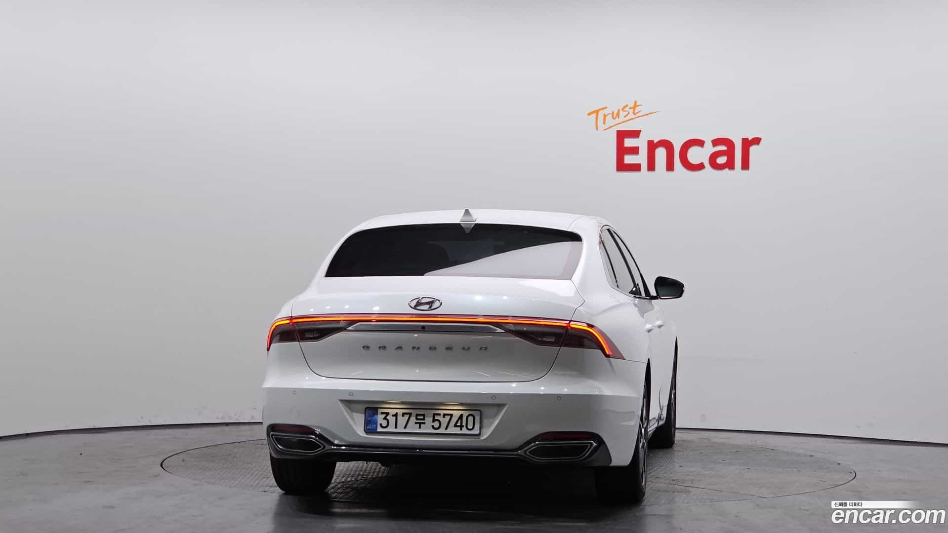 Grandeur Hyundai 2022.3-OUTER-004