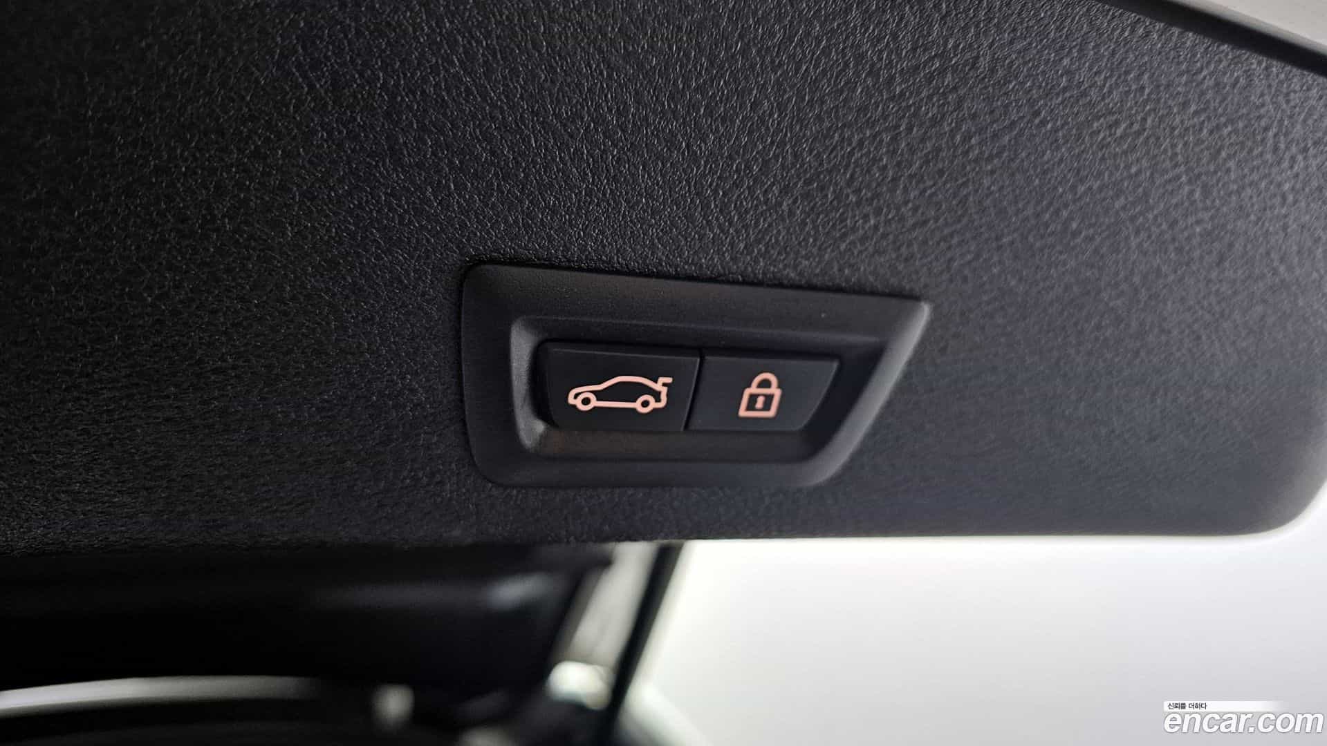 X4 BMW 2018.2-OPTION-024