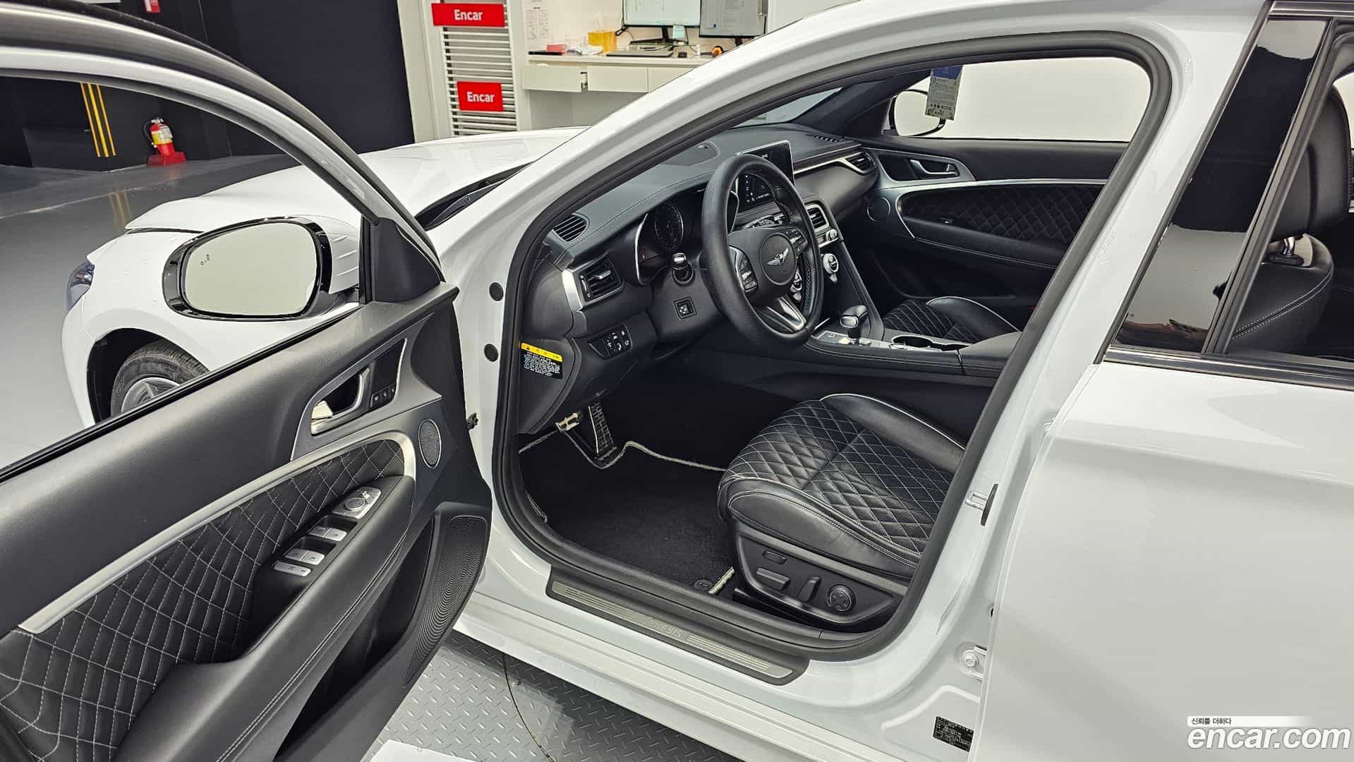 G70 Genesis 2019.0-OPTION-015