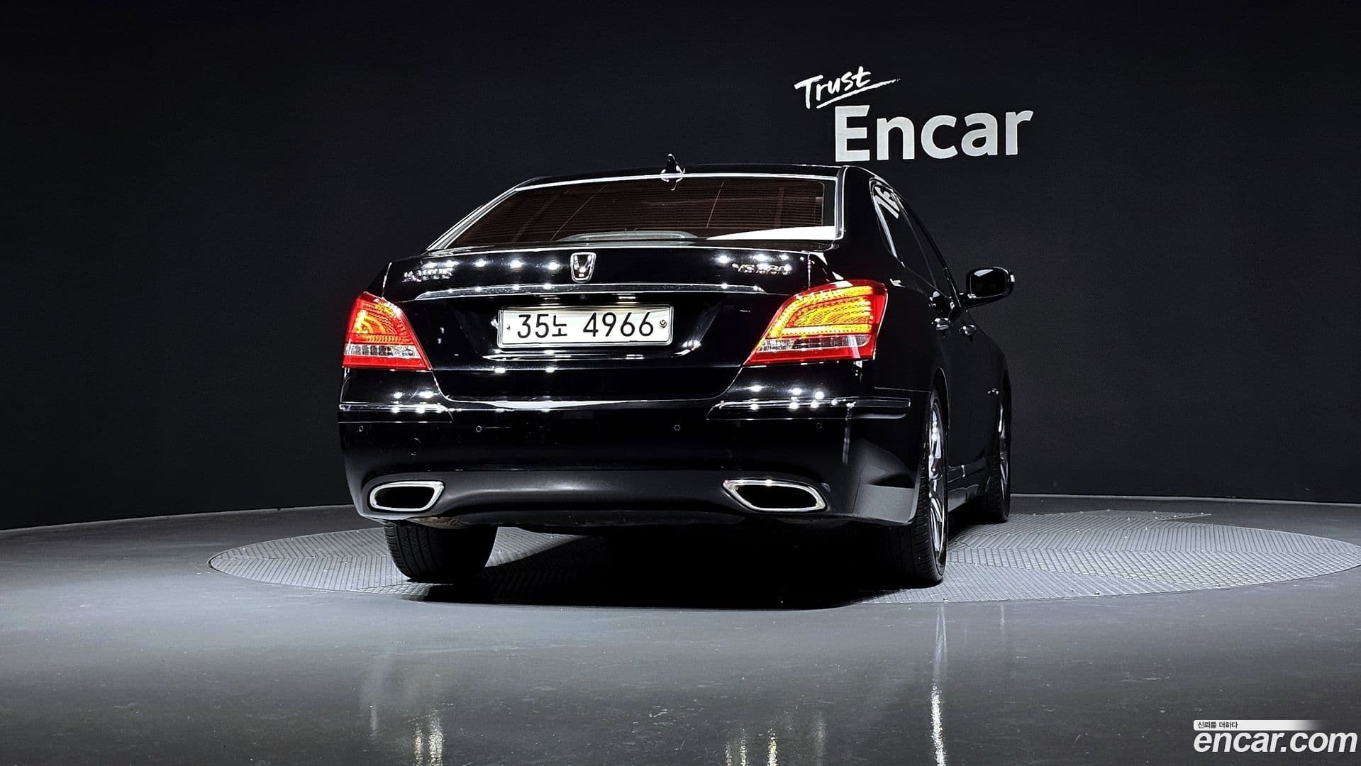 Main__Slider__Photo:Equus Hyundai 2010.1-3