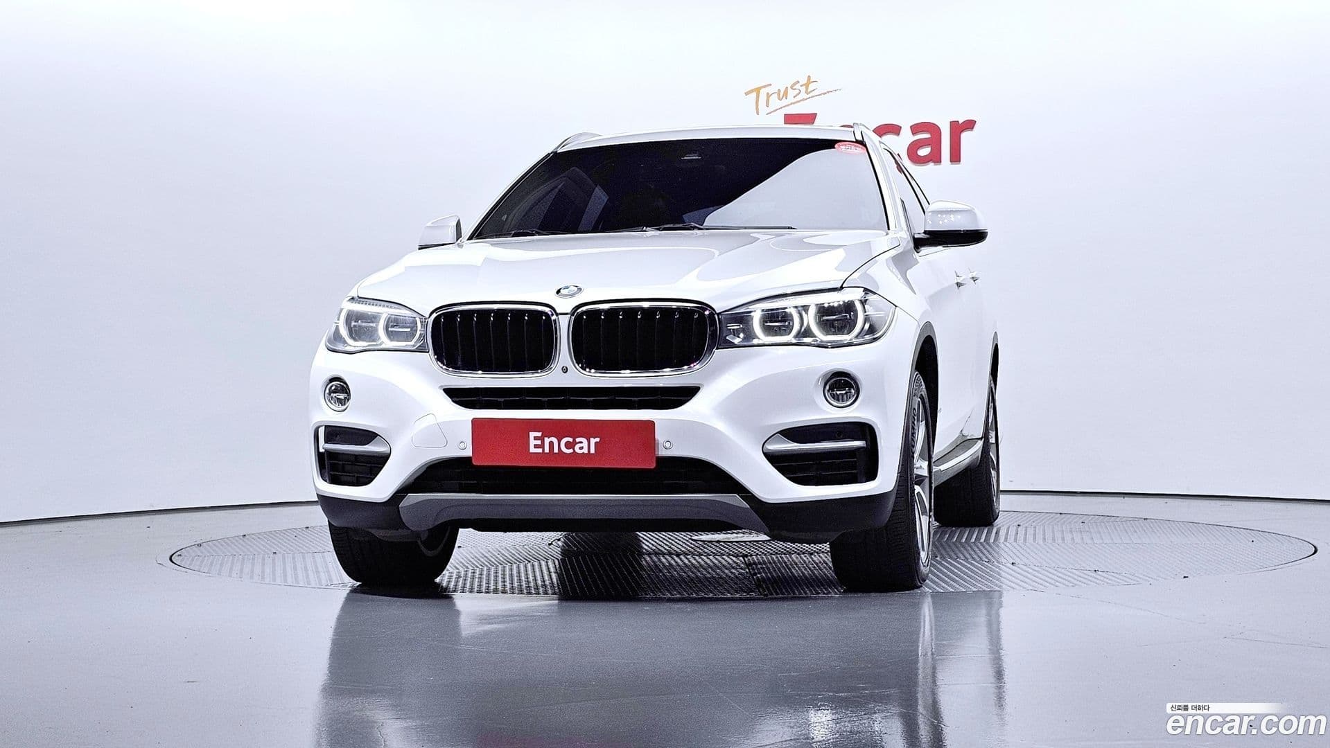 Main__Slider__Photo:X6 BMW 2016.11-2