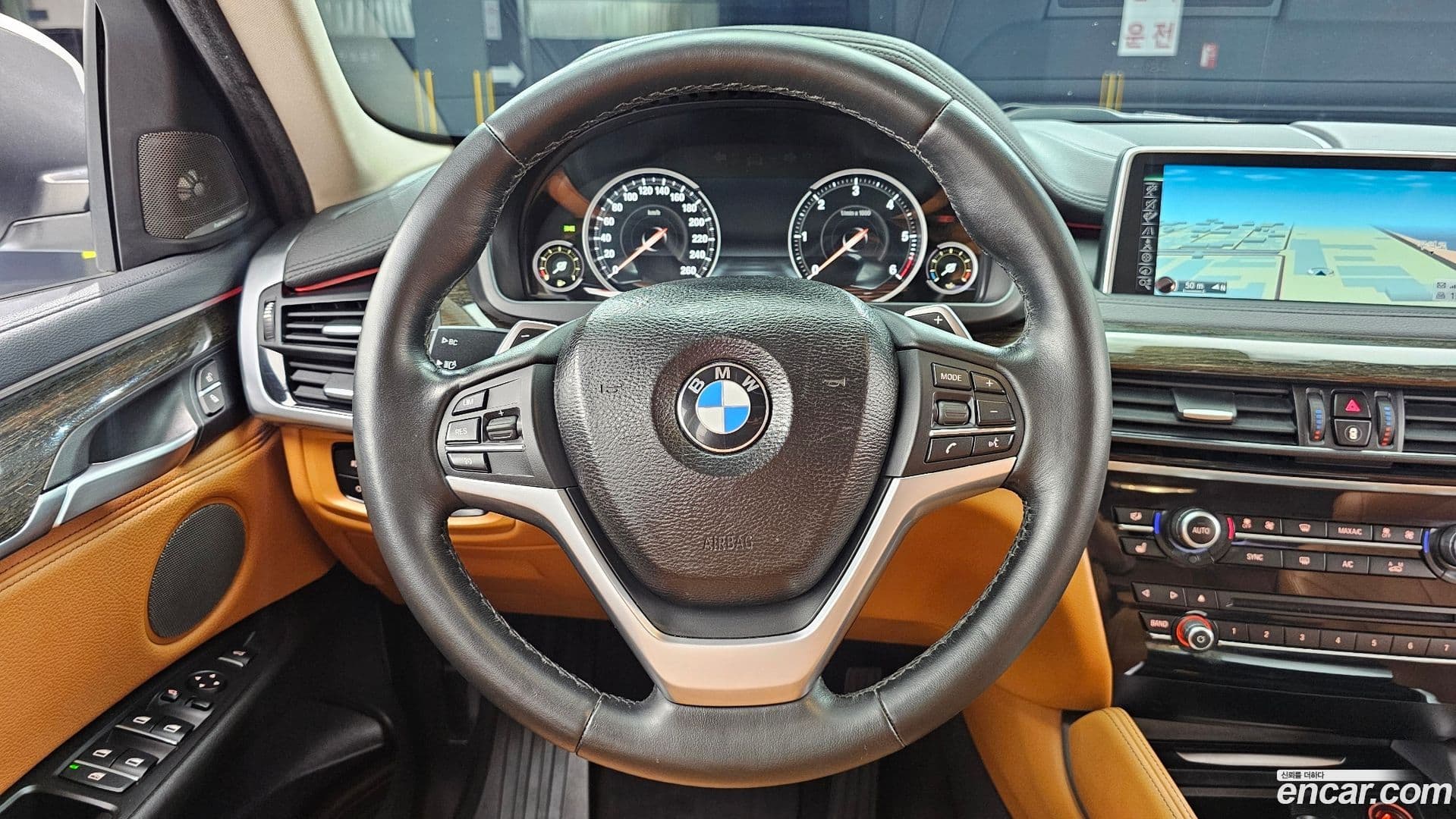 Main__Slider__Photo:X6 BMW 2016.11-12