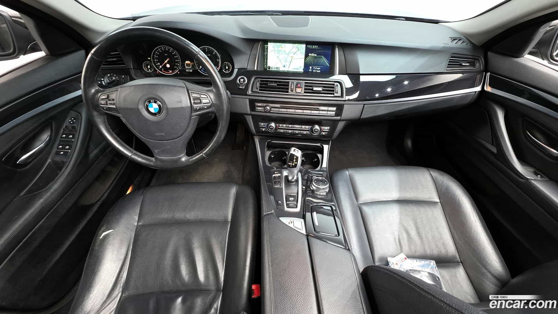 5-Series BMW 2014.2-INNER-007