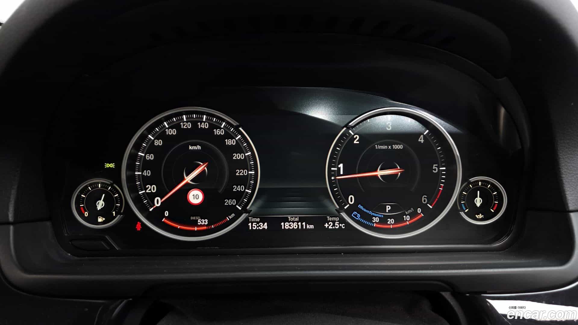 5-Series BMW 2014.2-INNER-008