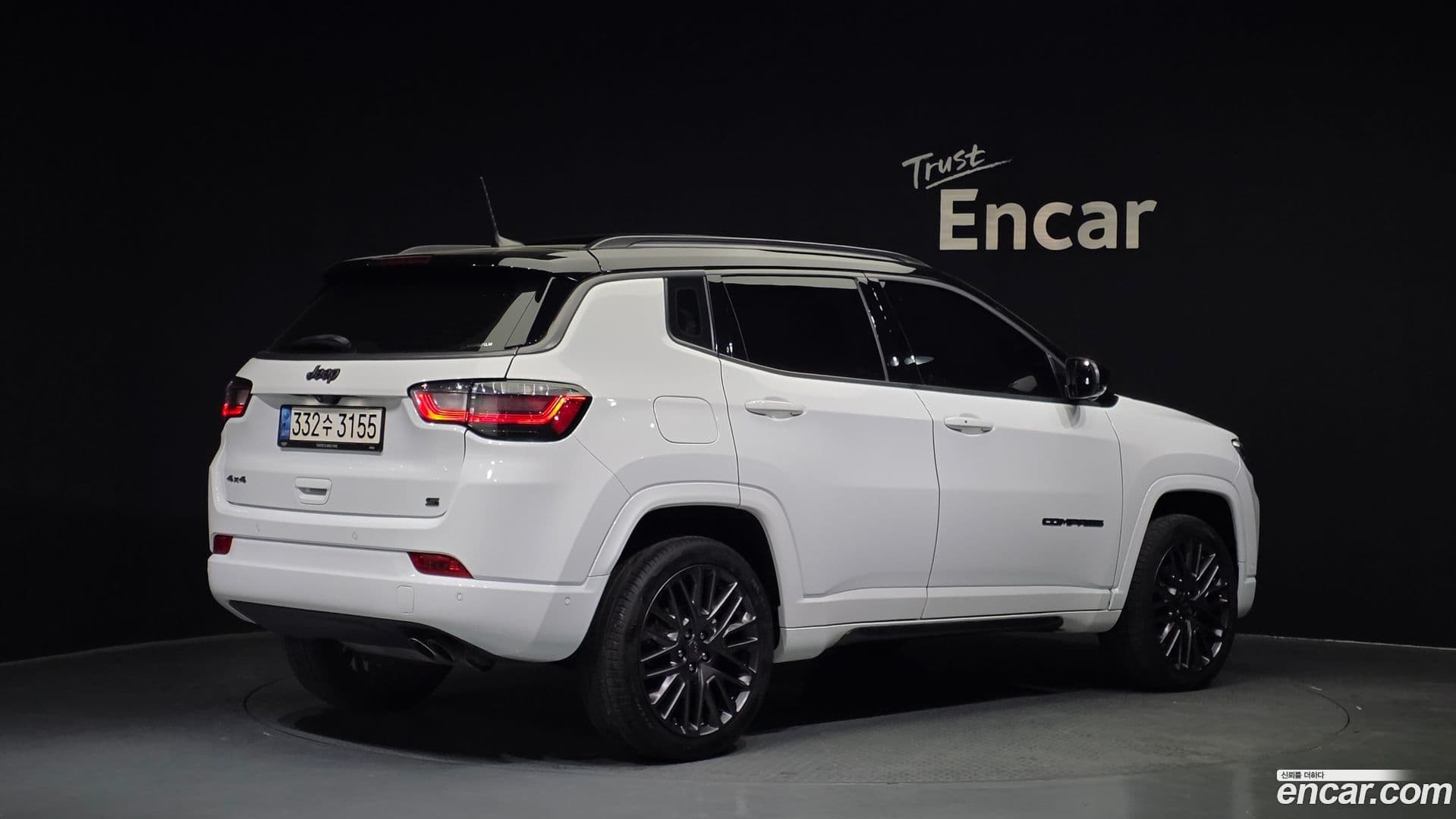 Main__Slider__Photo:Compass Jeep 2022.6-1