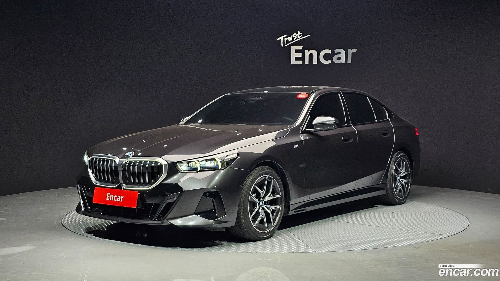 Main__Slider__Photo:5-Series BMW 2023.9-0