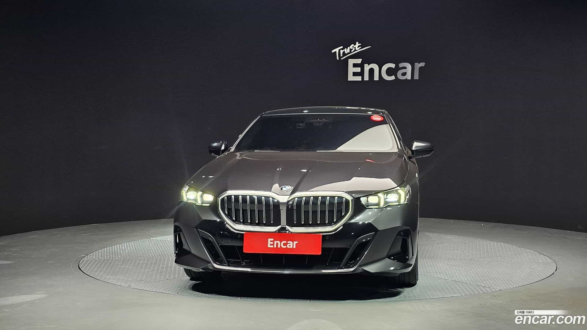 5-Series BMW 2023.9-OUTER-003