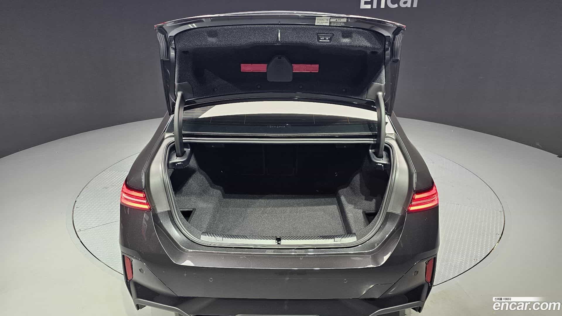 5-Series BMW 2023.9-OPTION-024