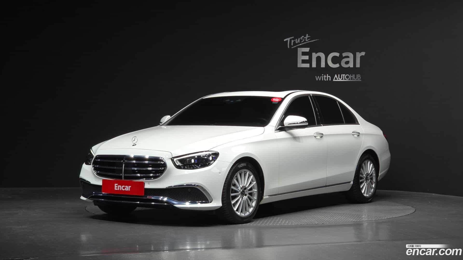E-Class Mercedes-Benz 2021.9-OUTER-001