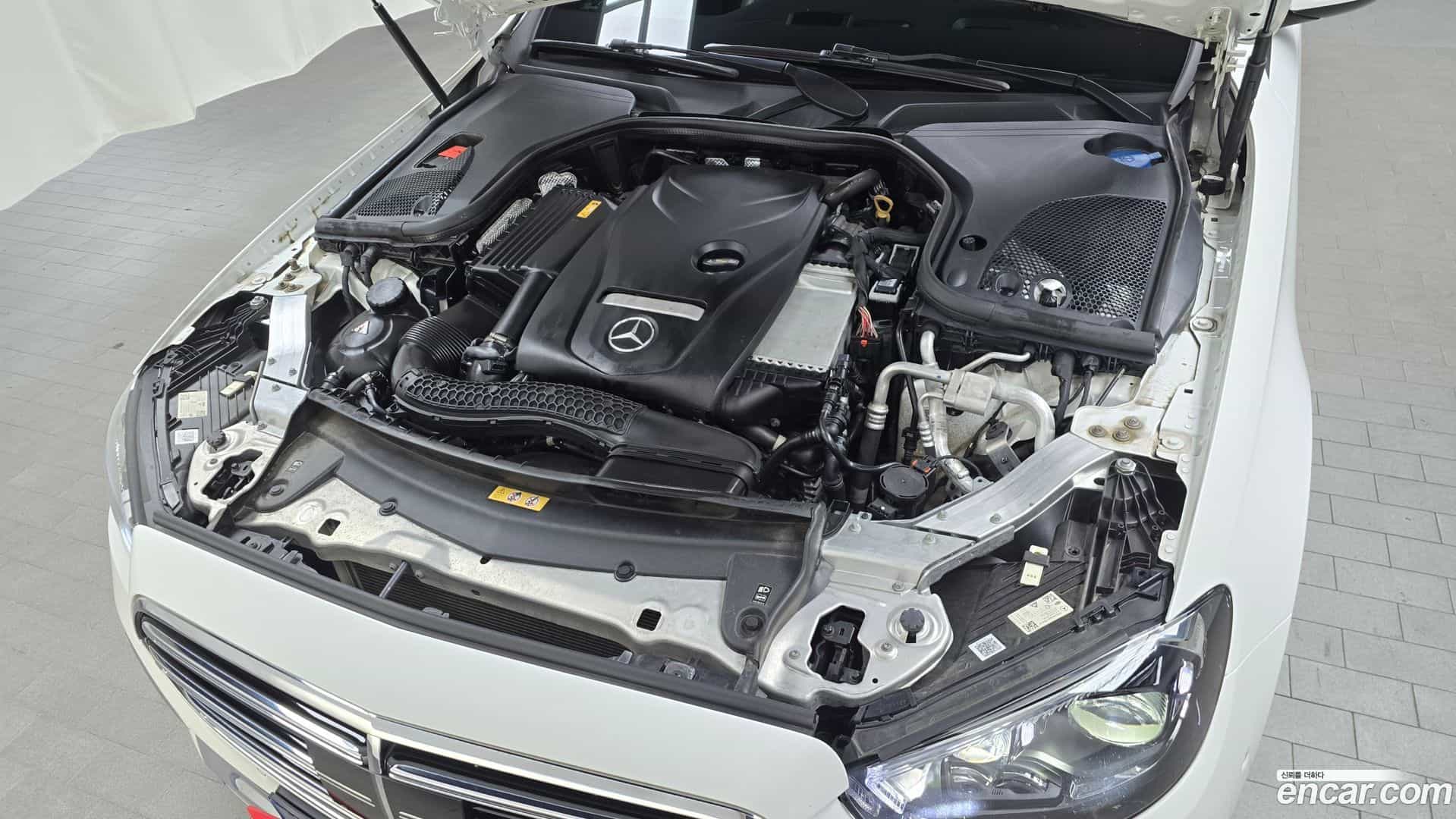 E-Class Mercedes-Benz 2021.9-INNER-006