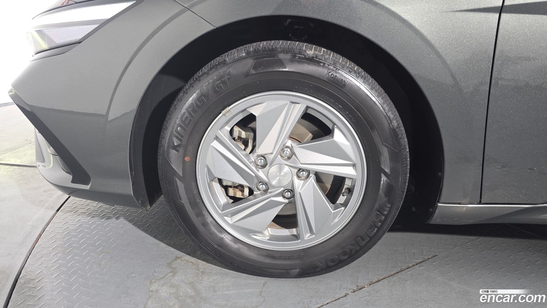 Main__Slider__Photo:AVANTE Hyundai 2023.5-4