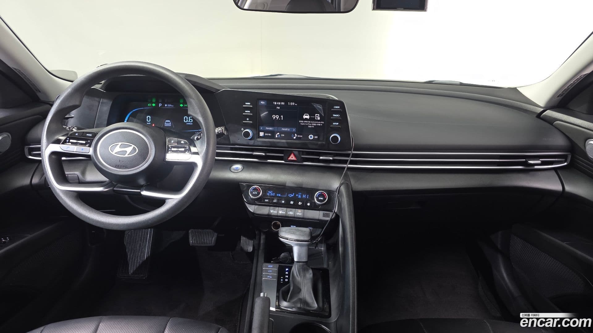 Main__Slider__Photo:AVANTE Hyundai 2023.5-6