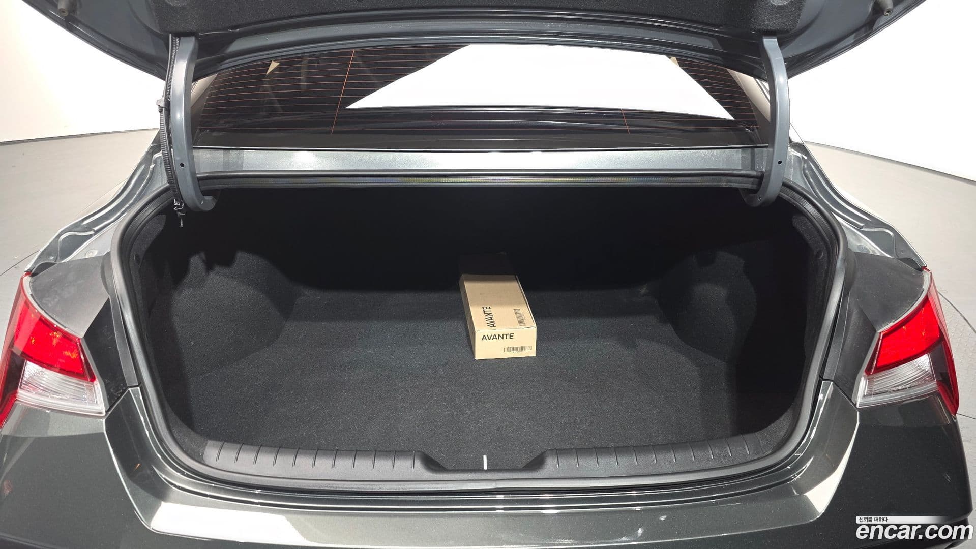 Main__Slider__Photo:AVANTE Hyundai 2023.5-19