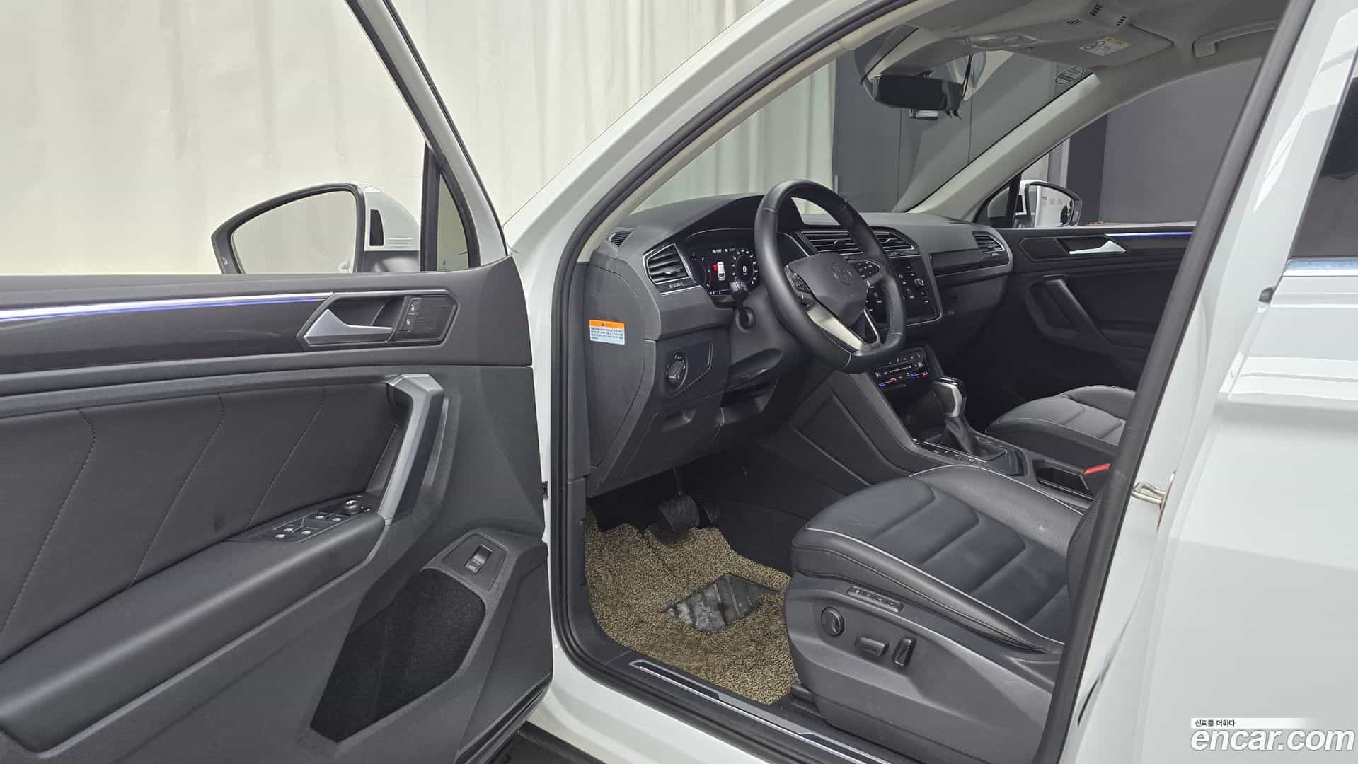 Tiguan Volkswagen 2022.2-OPTION-015