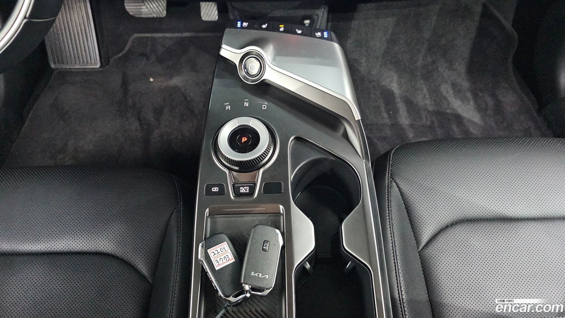 Main__Slider__Photo:EV6 Kia 2022.2-8