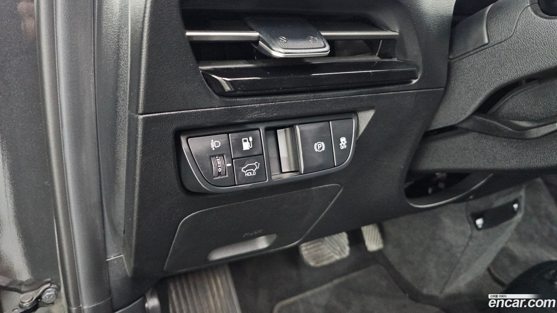 Main__Slider__Photo:EV6 Kia 2022.2-17