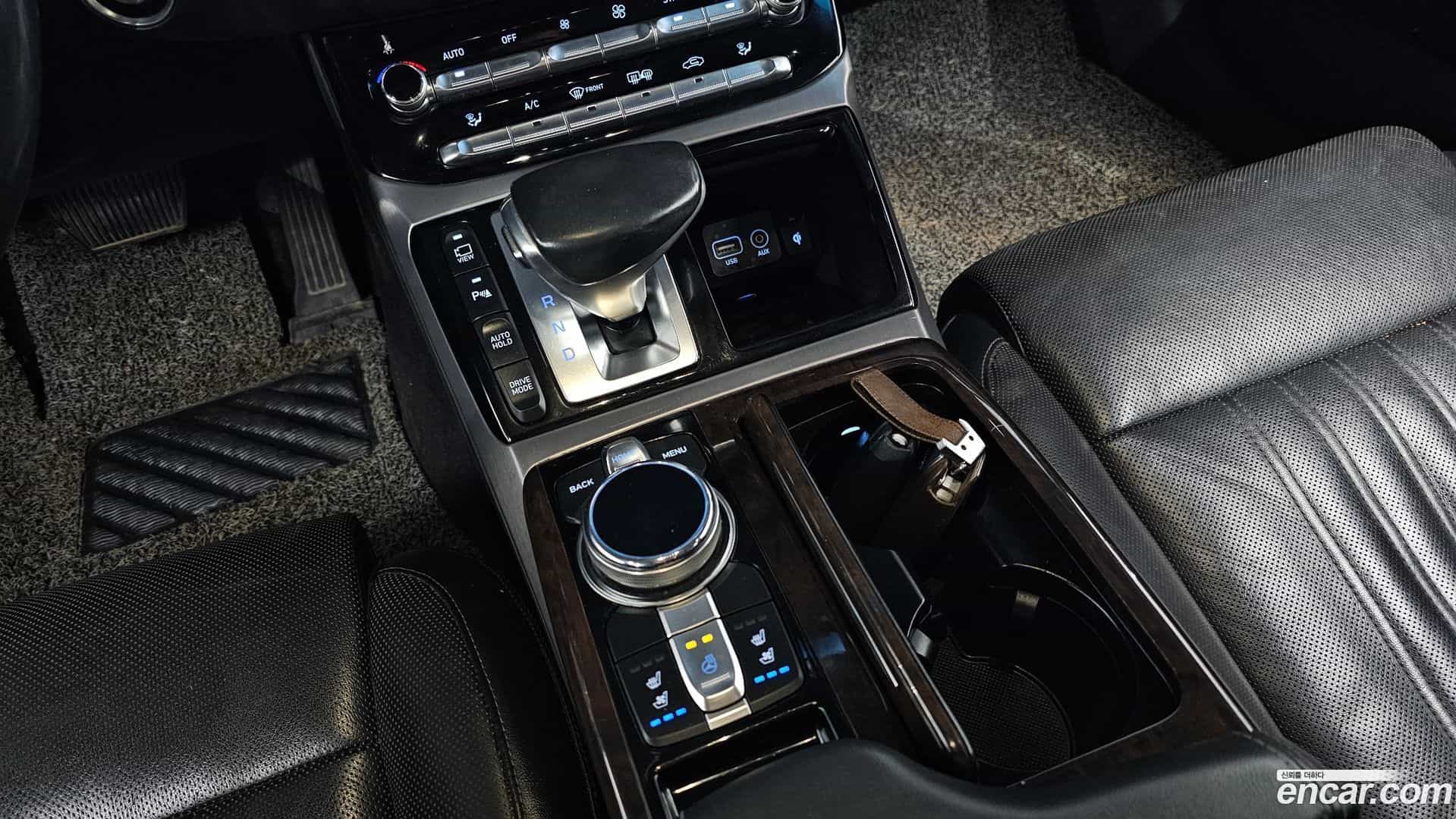 EQ900 Genesis 2016.0-INNER-009