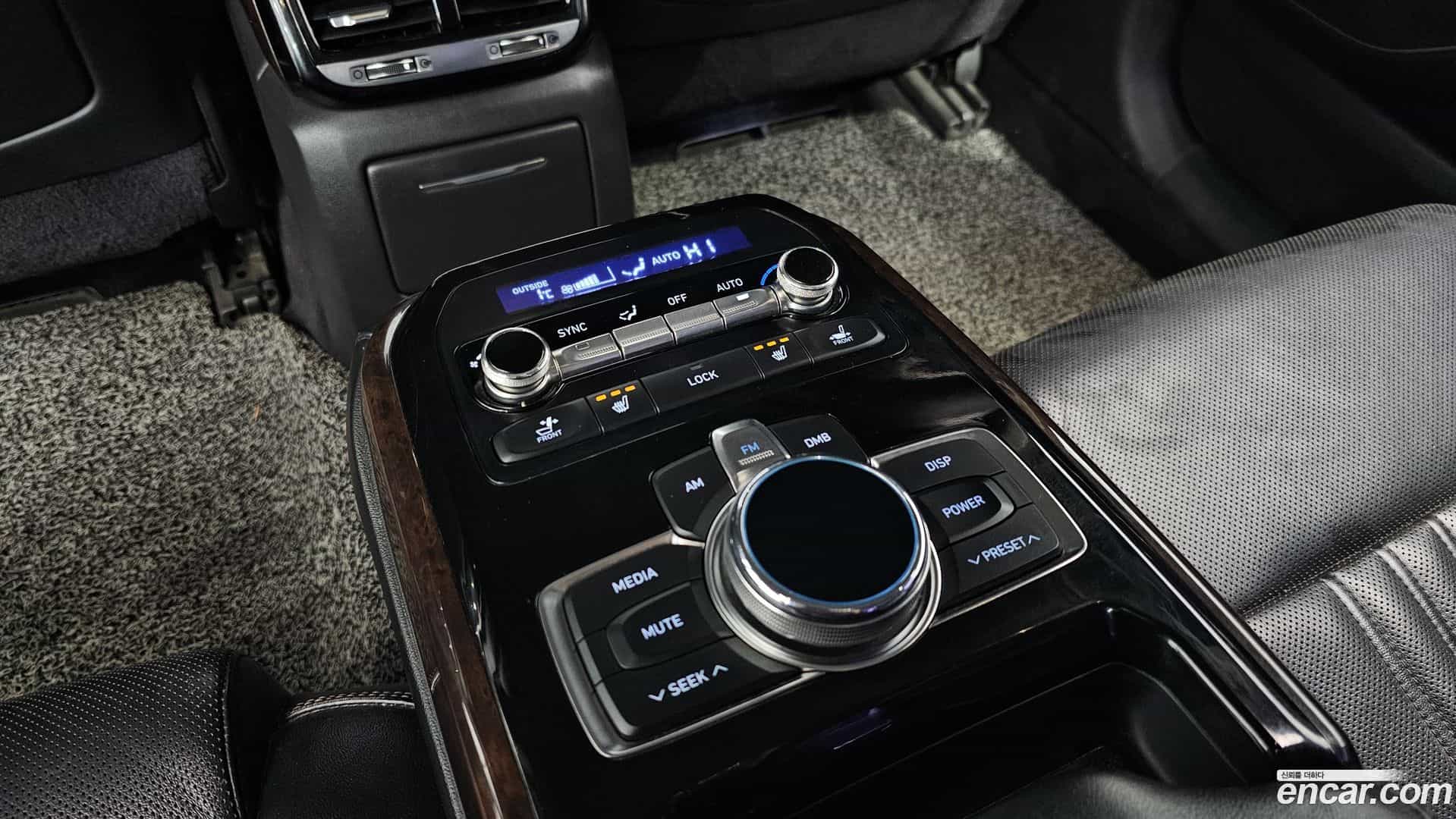 EQ900 Genesis 2016.0-OPTION-023