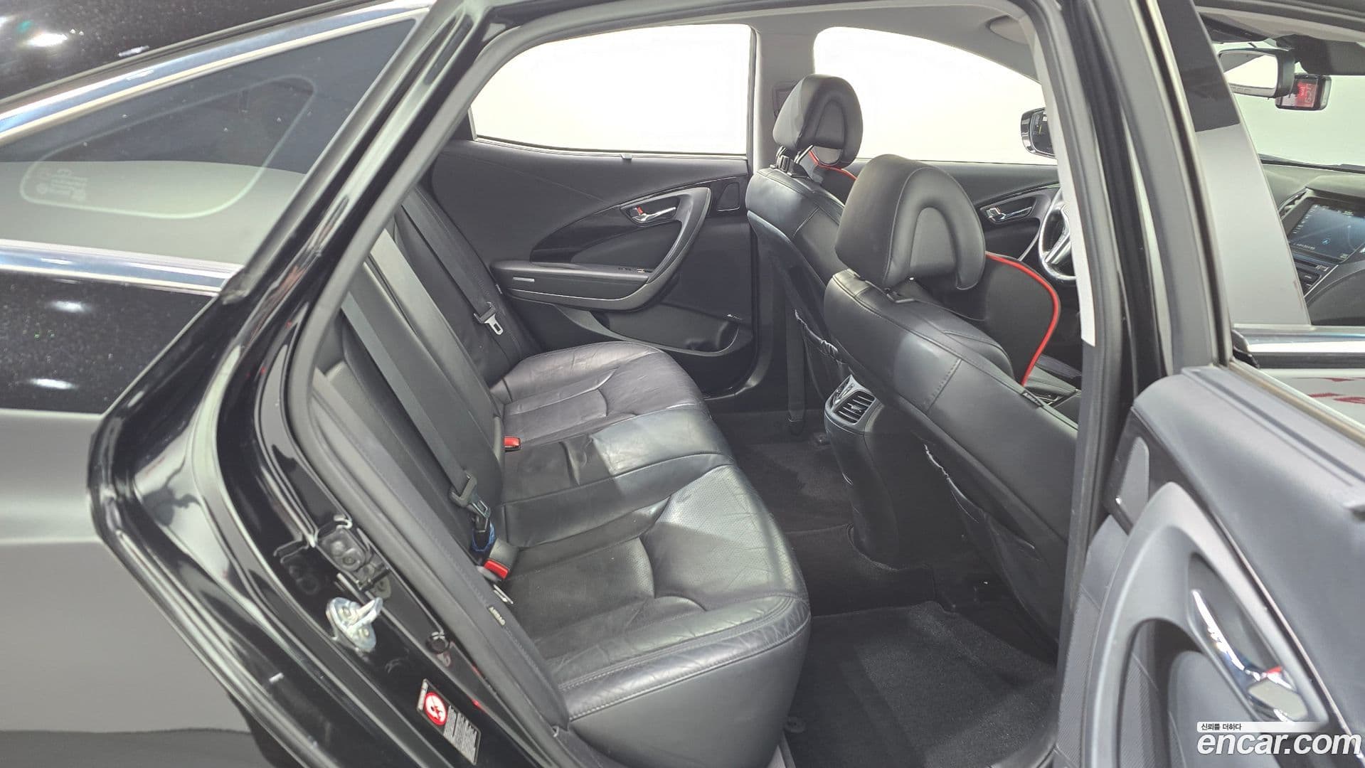 Main__Slider__Photo:Grandeur Hyundai 2015.2-11