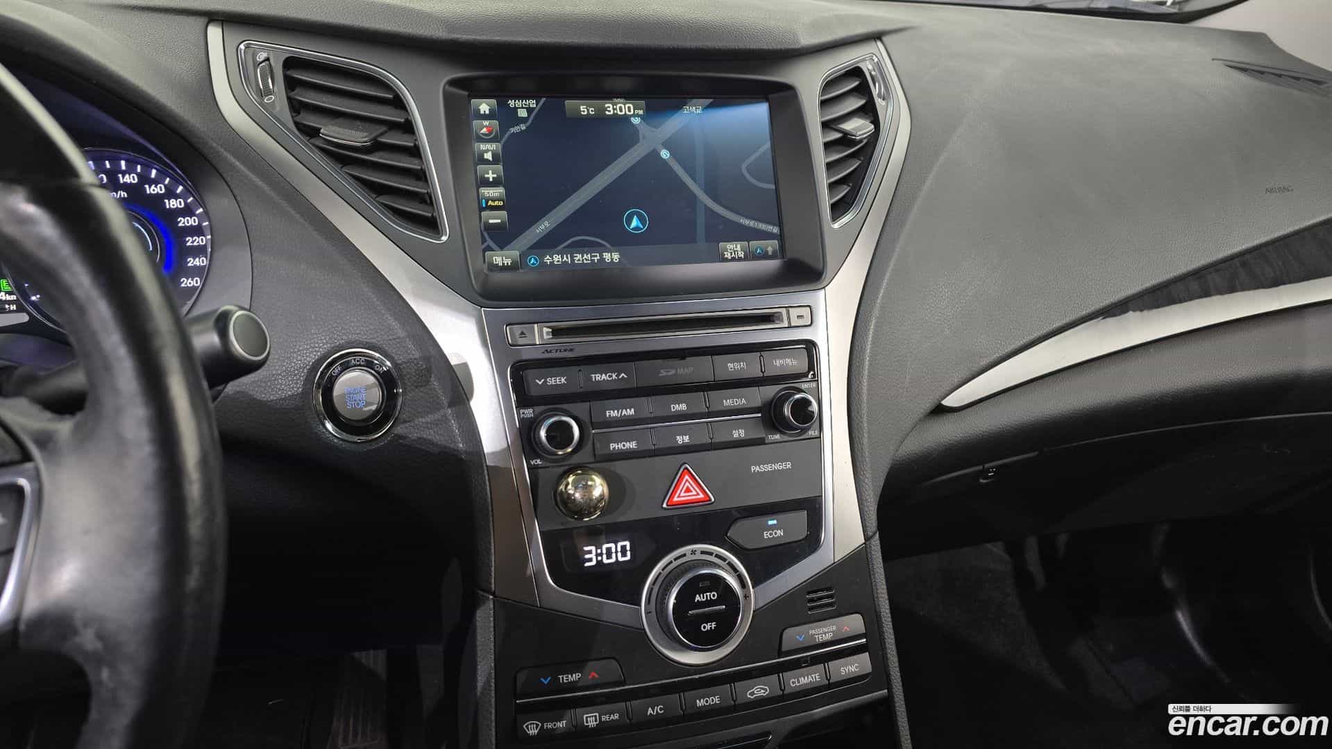 Grandeur Hyundai 2015.2-OPTION-018