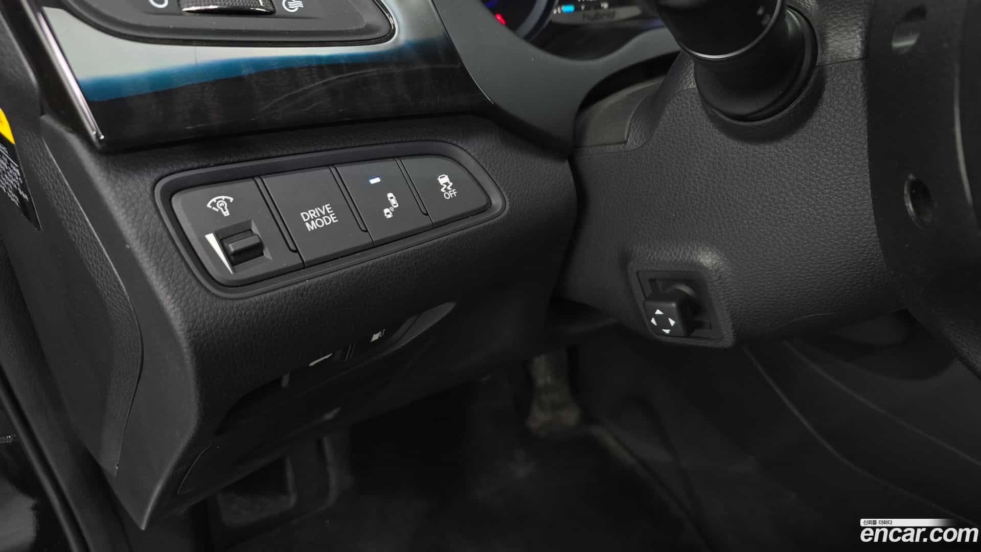 Grandeur Hyundai 2015.2-OPTION-021