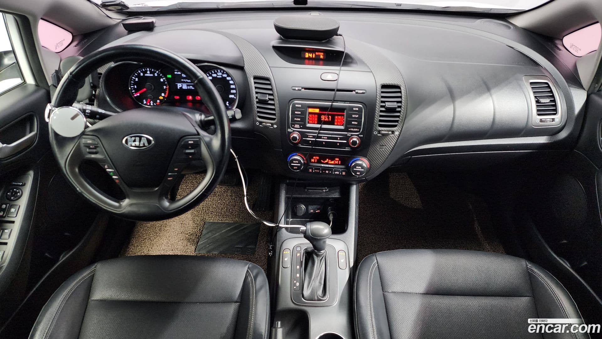 Main__Slider__Photo:K3 Kia 2014.8-6