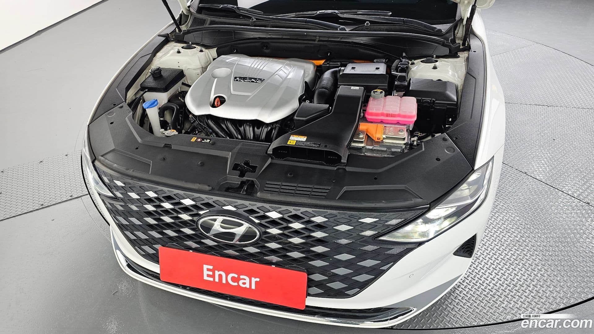 Main__Slider__Photo:Grandeur Hyundai 2021.3-5