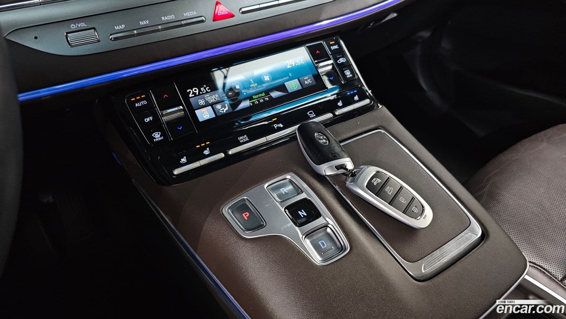 Main__Slider__Photo:Grandeur Hyundai 2021.3-8