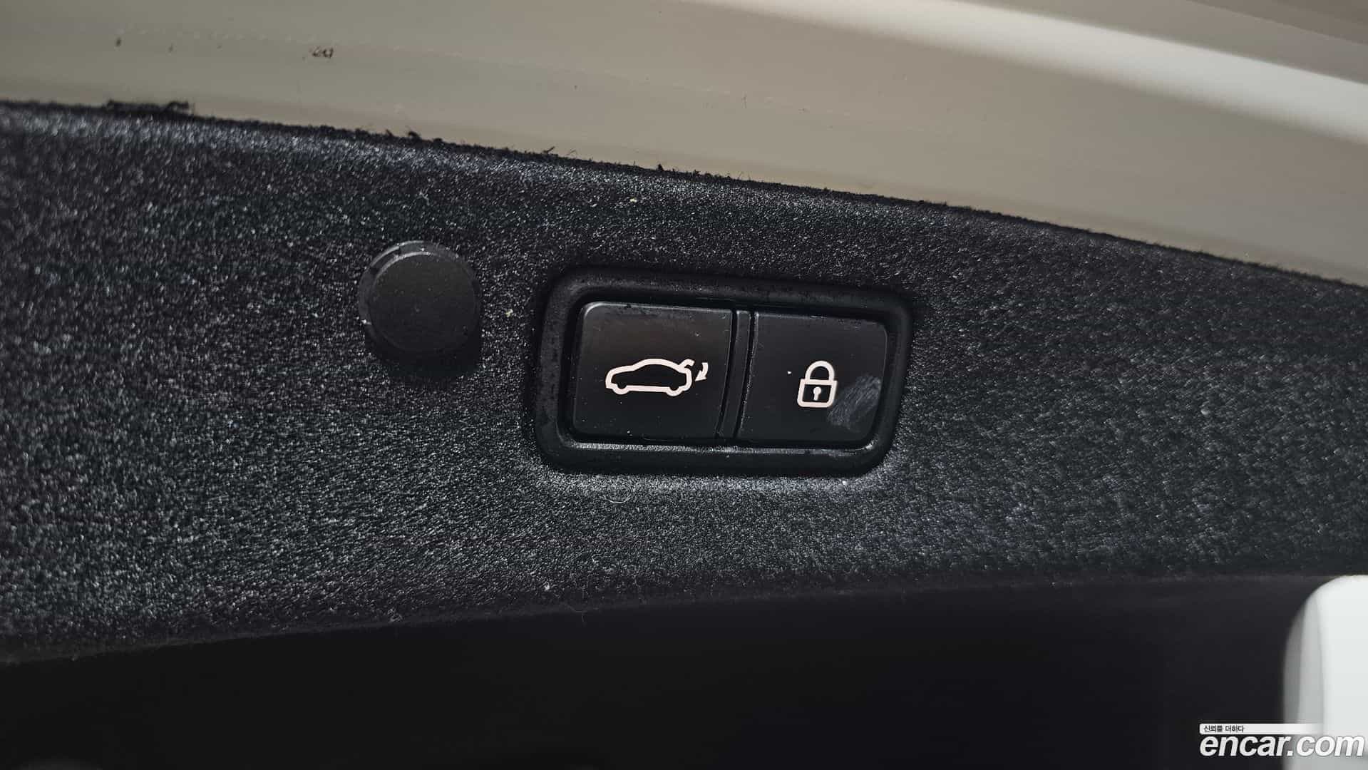 Grandeur Hyundai 2021.3-OPTION-024