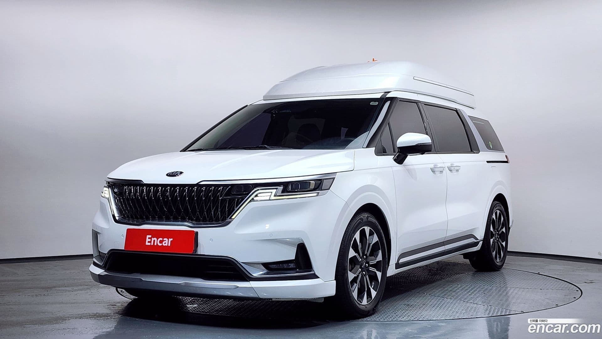 Main__Slider__Photo:Canival Kia 2021.2-0