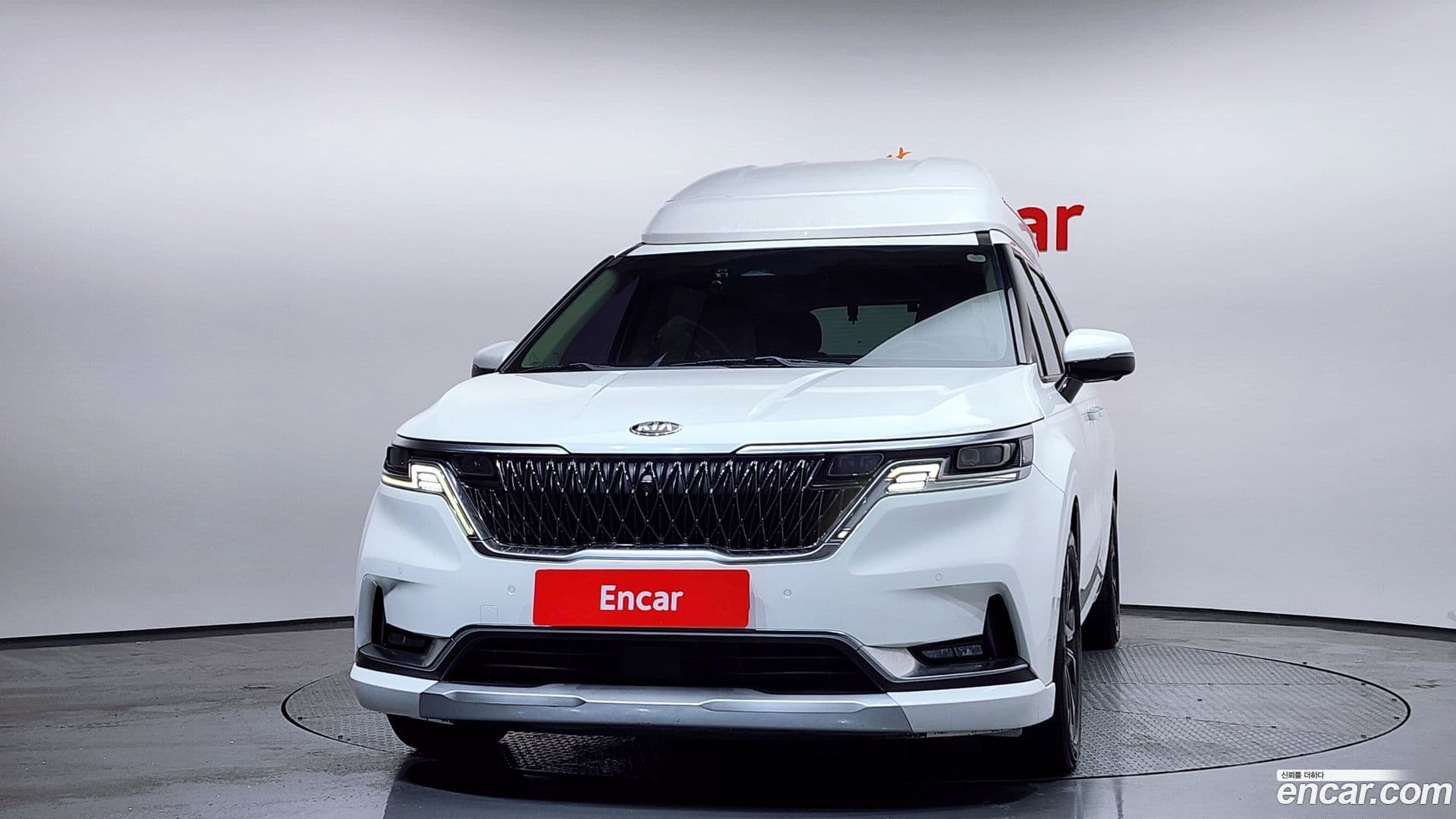 Main__Slider__Photo:Canival Kia 2021.2-2