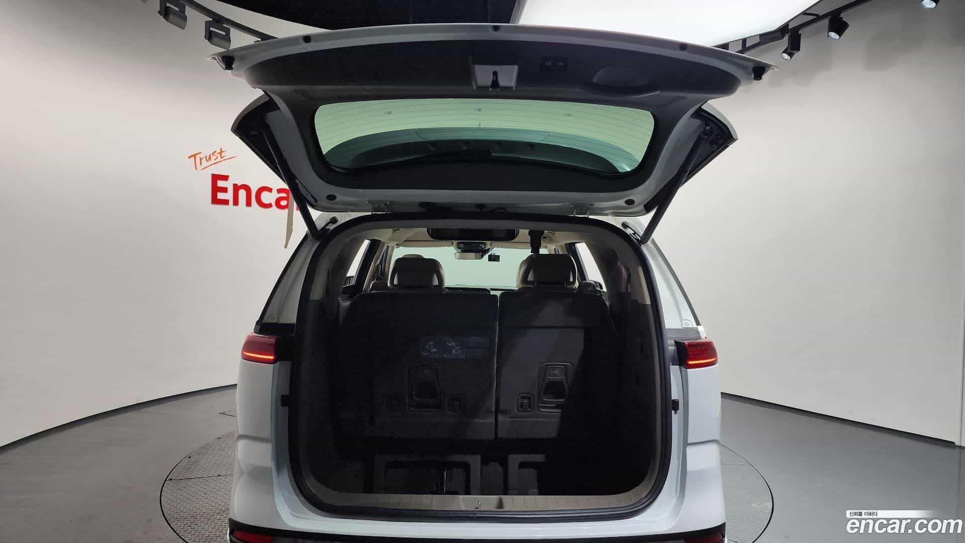 Canival Kia 2021.2-OPTION-024