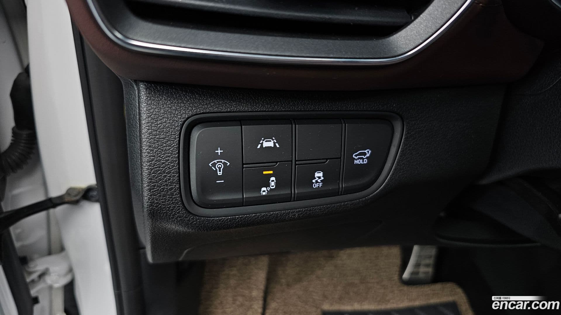 Main__Slider__Photo:Santafe Hyundai 2018.9-12