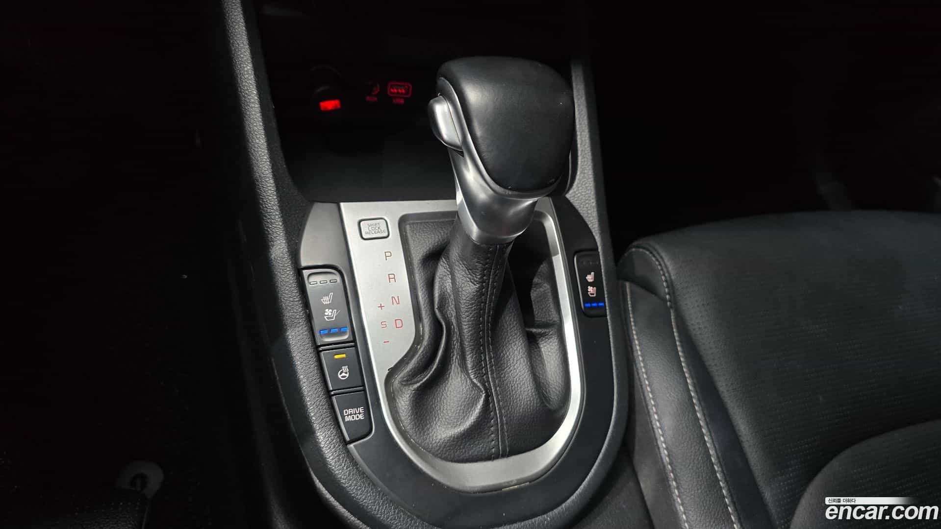 K3 Kia 2019.1-INNER-009