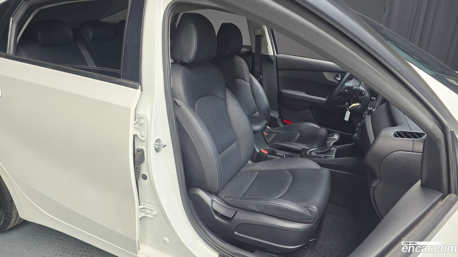 Main__Slider__Photo:K3 Kia 2019.1-11